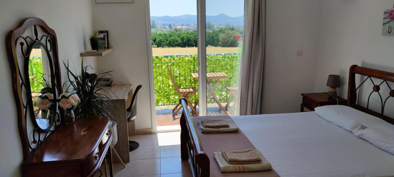 Thalassa Seaside Boutique Beach Apartment Polis Eksteriør billede