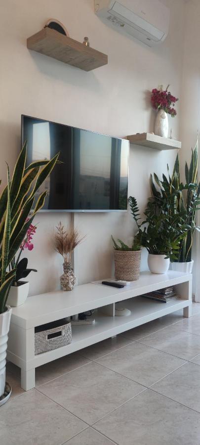 Thalassa Seaside Boutique Beach Apartment Polis Eksteriør billede