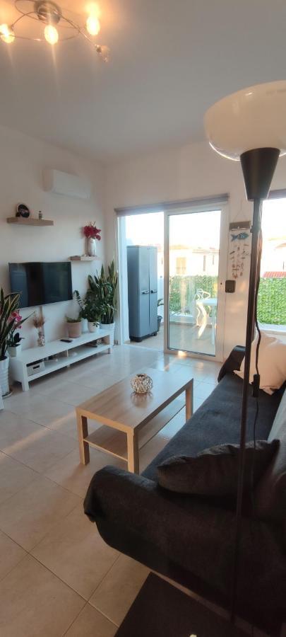 Thalassa Seaside Boutique Beach Apartment Polis Eksteriør billede